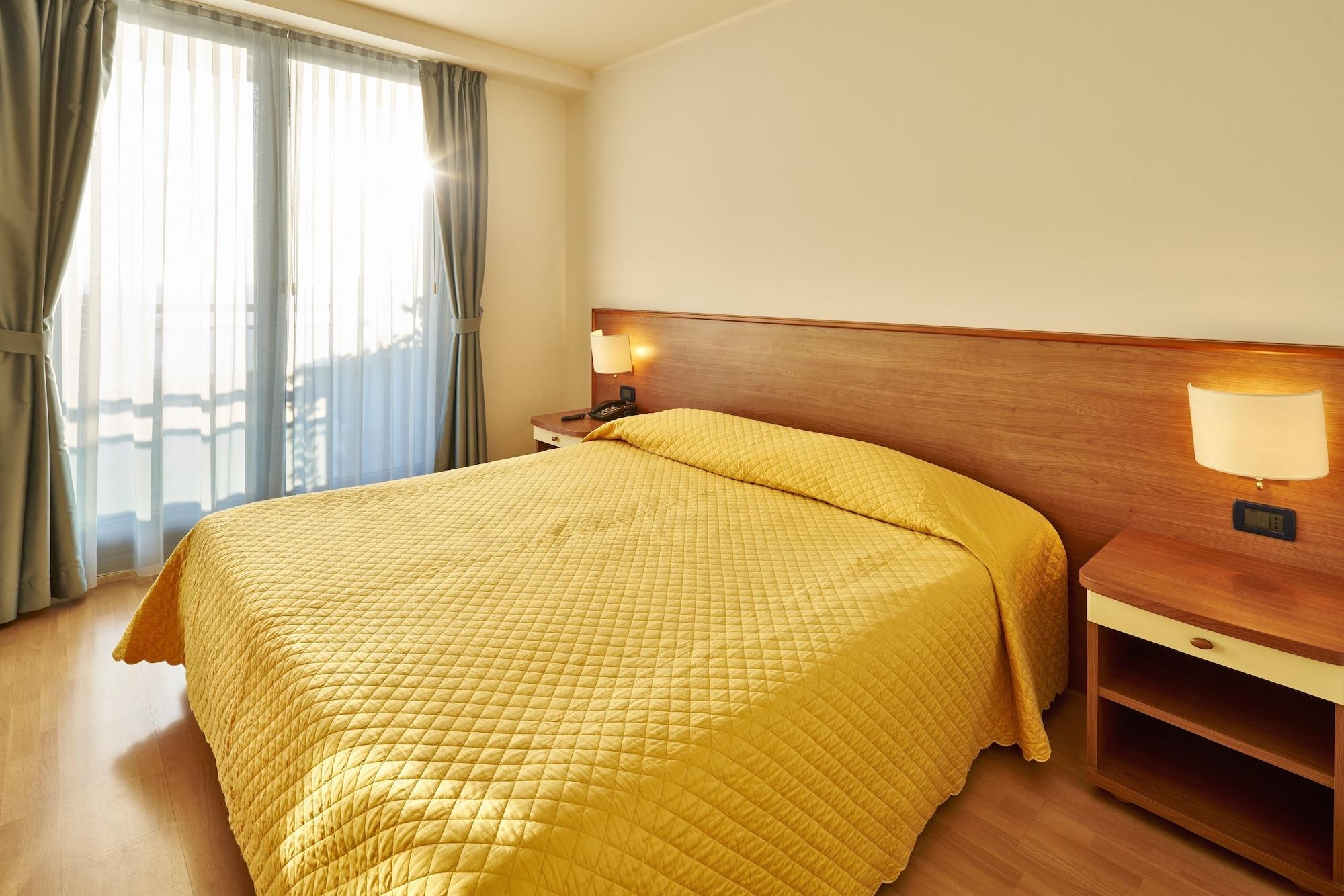 Hotel Fonzari Grado Dış mekan fotoğraf